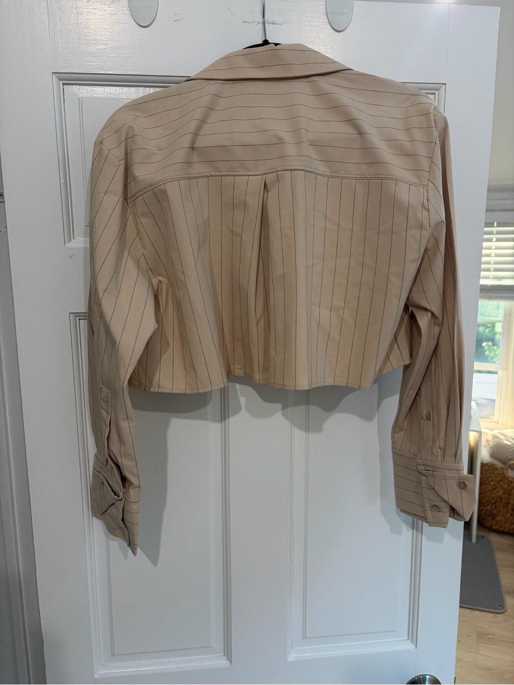 Zara Cropped Beige Pinstriped Button-Down Shirt - Picture 3 of 3